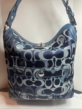 Coach Chelsea optic Blue Signature Jacquard hobo Shoulder Bag
